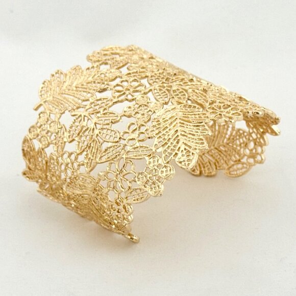 Rhineline Gold Tone Floral Leaf Filigree Cuff Bracelet - Picture 4 of 9